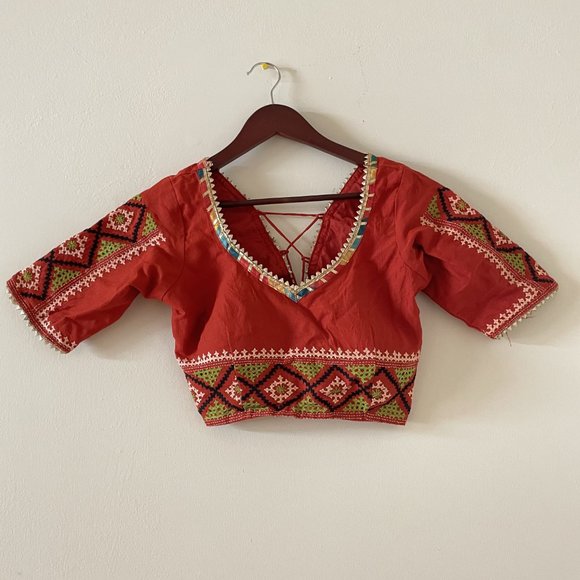 Chaniya Choli - Picture 3 of 4